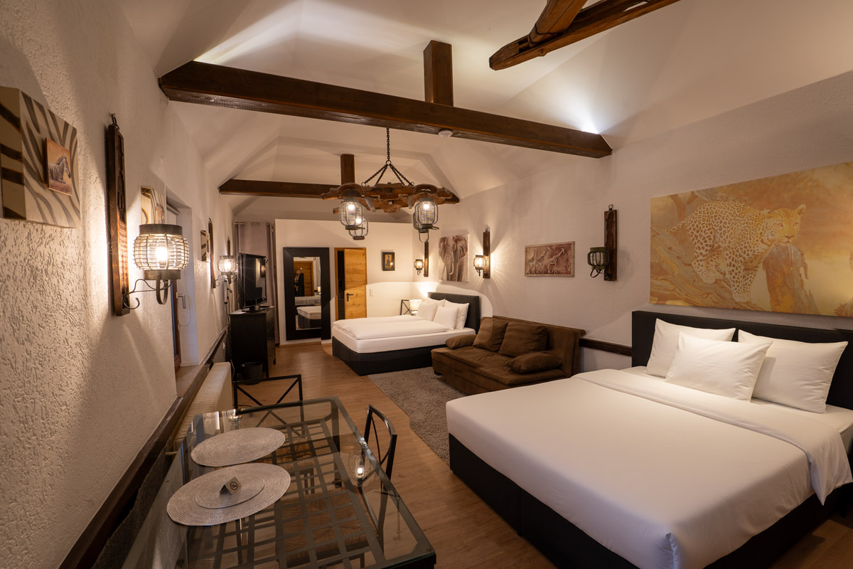 Außenansicht Hotel am Hafen Leverkusen